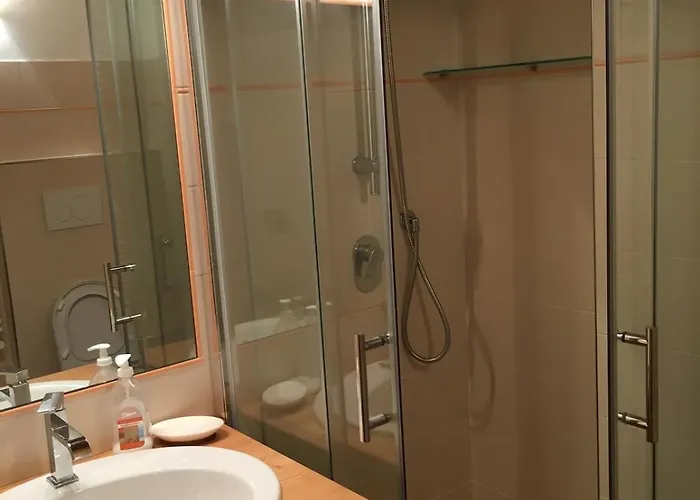 Croix Blanche تْشيسانا تورَنيسي